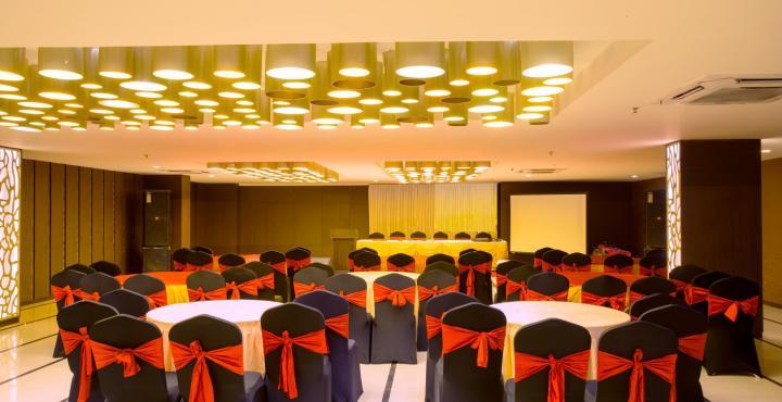 Milestone Hotel And Banquets Siliguri Luaran gambar